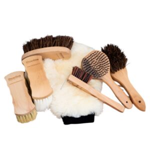 HB Showtime Luxury Wooden grooming set